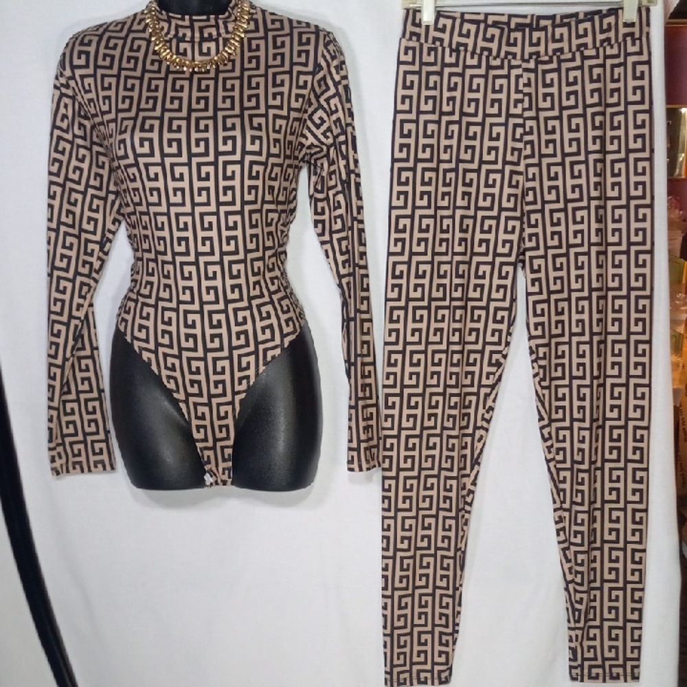 Chic Beige Patterned Jumpsuit Set - image 1